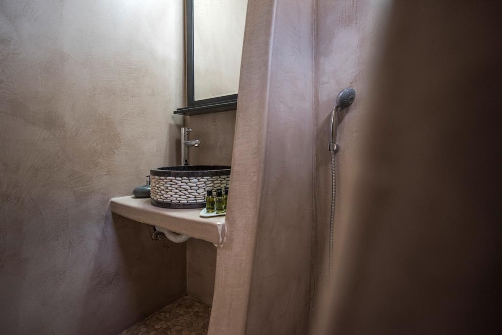 Iokasti Villa Fira  Extérieur photo
