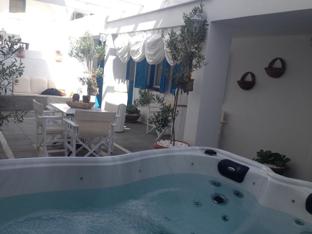 Iokasti Villa Fira  Extérieur photo